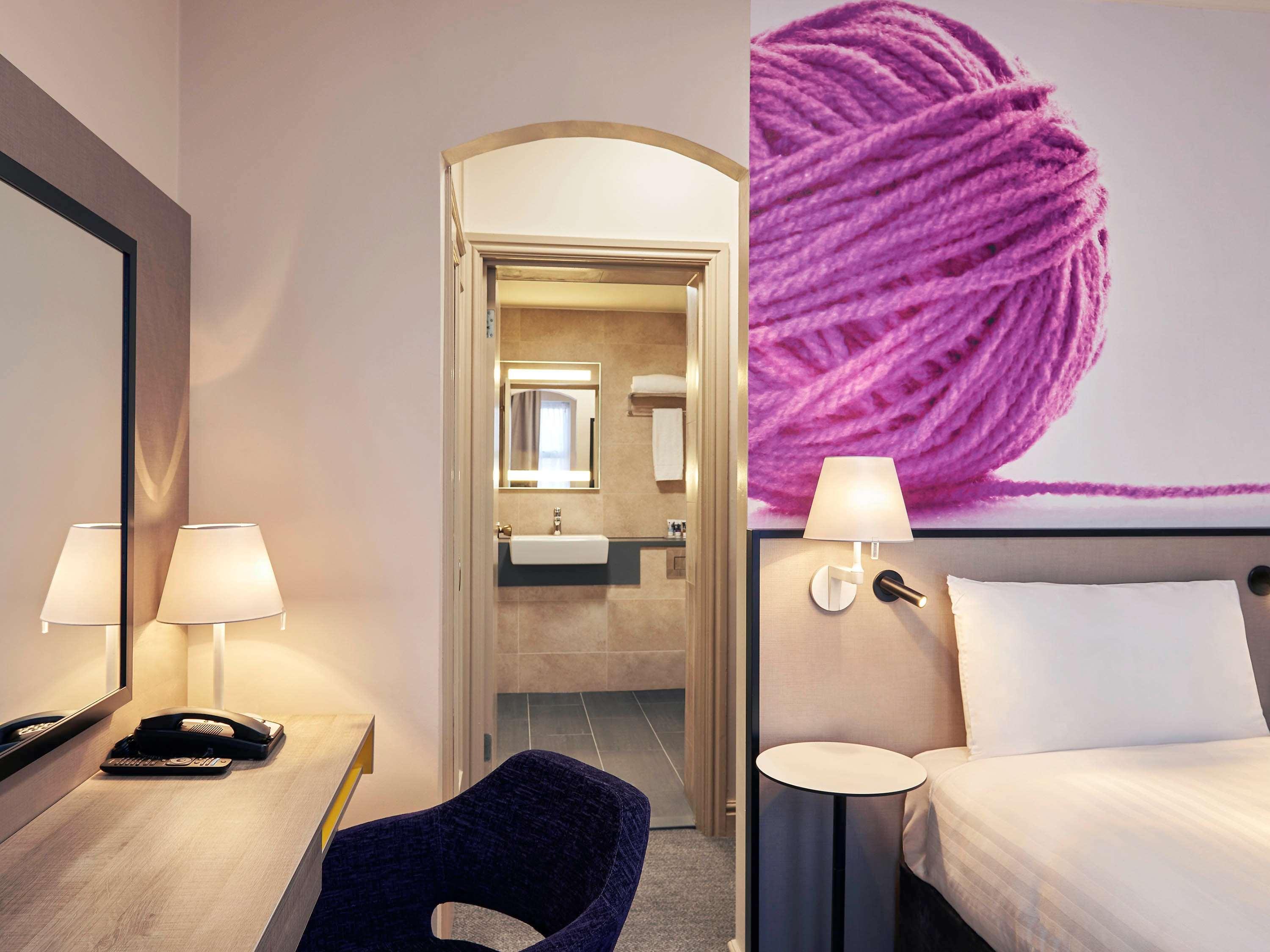 Exeter Rougemont Hotel By Sunday Ngoại thất bức ảnh