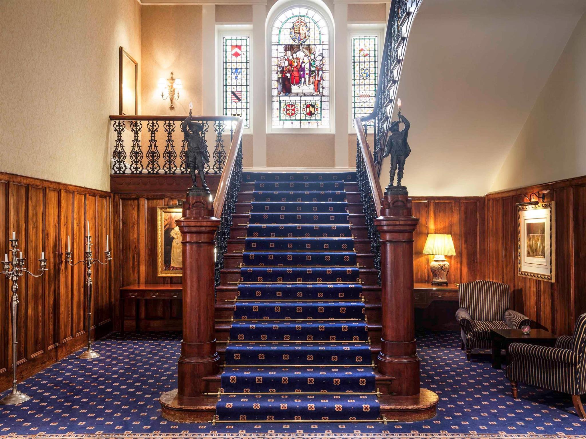 Exeter Rougemont Hotel By Sunday Ngoại thất bức ảnh