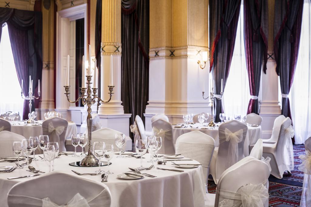 Exeter Rougemont Hotel By Sunday Ngoại thất bức ảnh