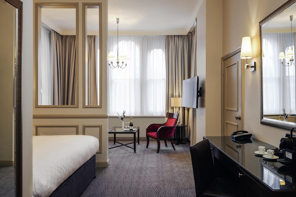 Exeter Rougemont Hotel By Sunday Ngoại thất bức ảnh