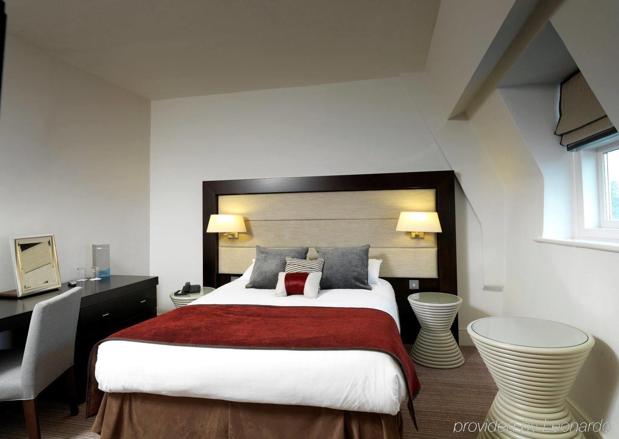 Exeter Rougemont Hotel By Sunday Phòng bức ảnh
